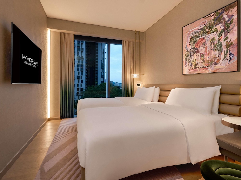 SIGNATURE, CITY, TWIN BEDS