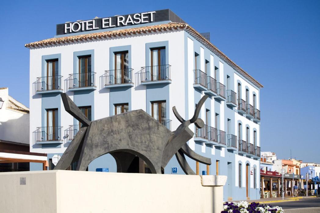 El Raset 22/26