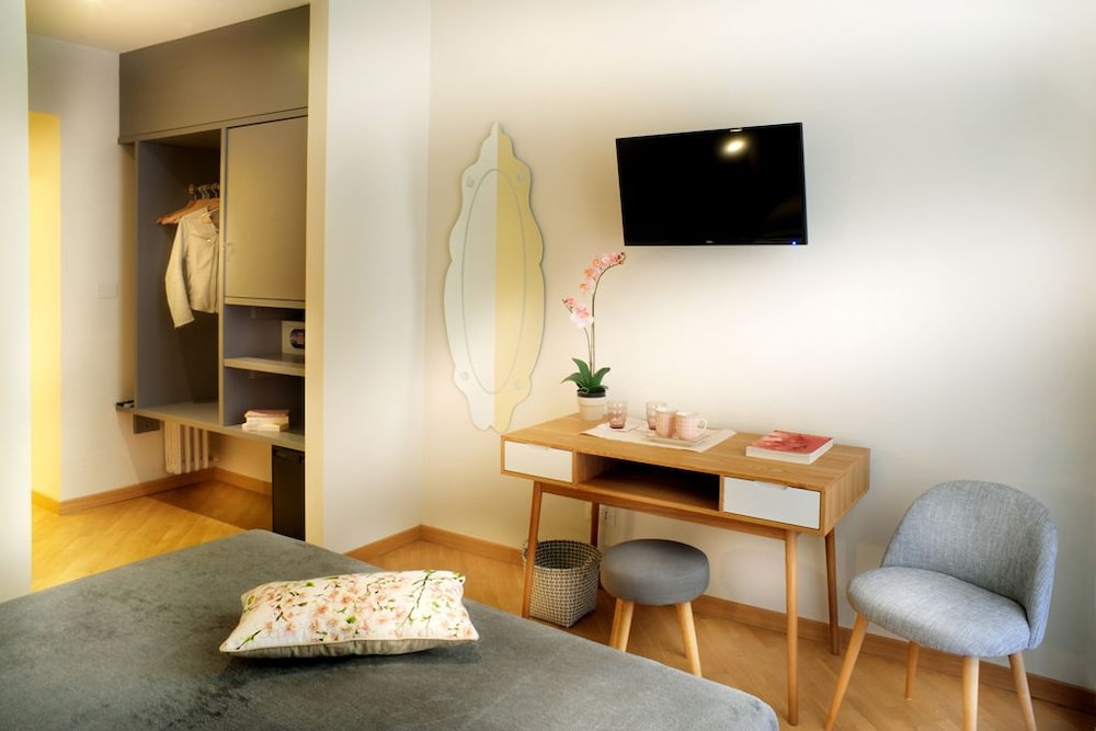 Al 7 Small Luxury Rooms 20/31