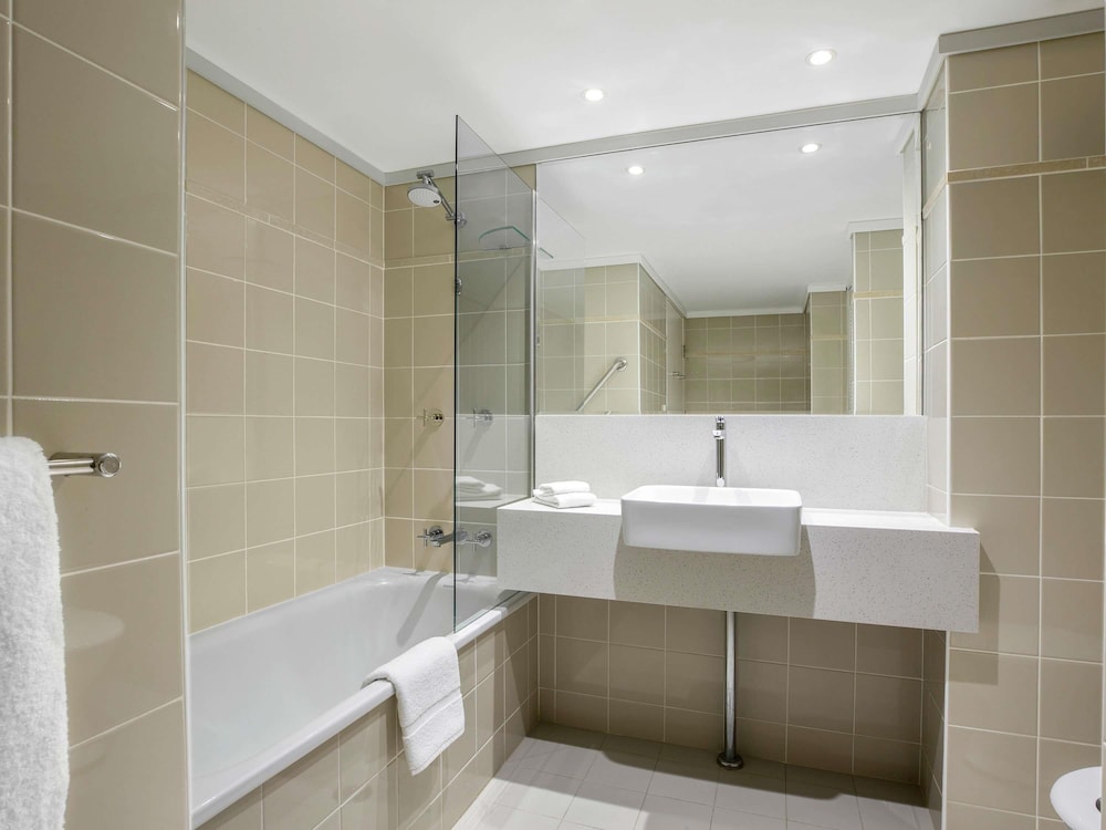 Mantra Chatswood 52/54
