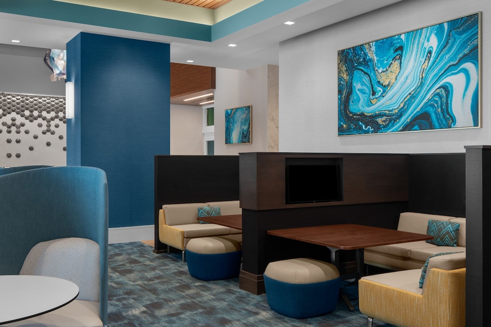Courtyard by Marriott Myrtle Beach Oceanfront 23/48