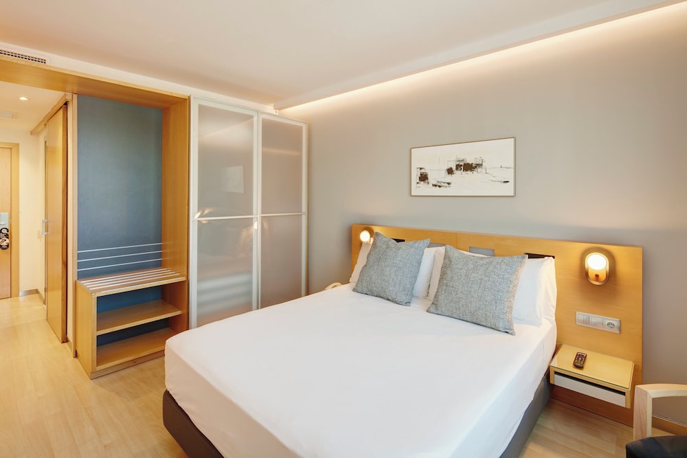 CLASSIC, DOUBLE BED
