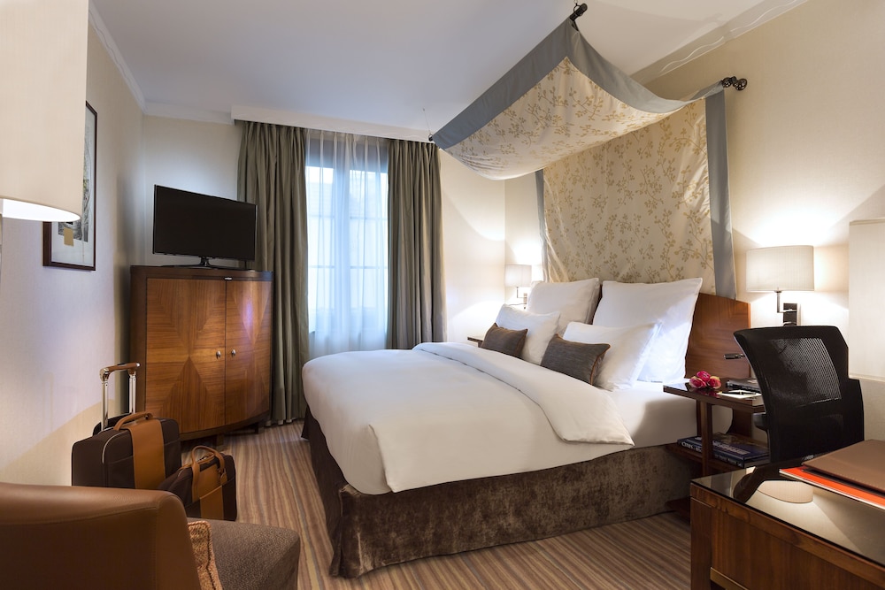 Warwick Brussels Grand Place 40/102