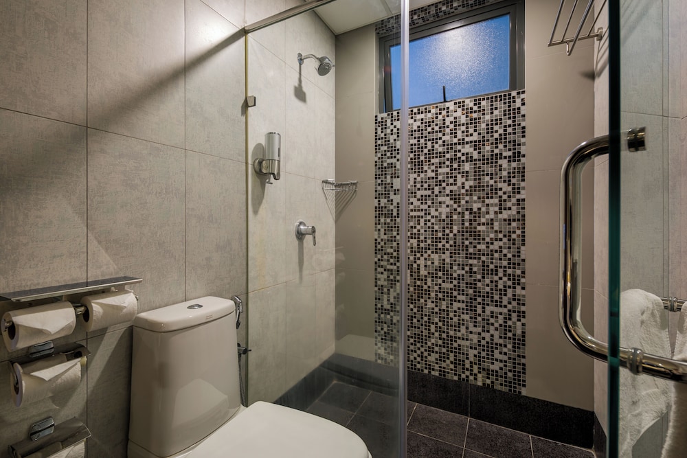 Acappella Suite Hotel 62/64