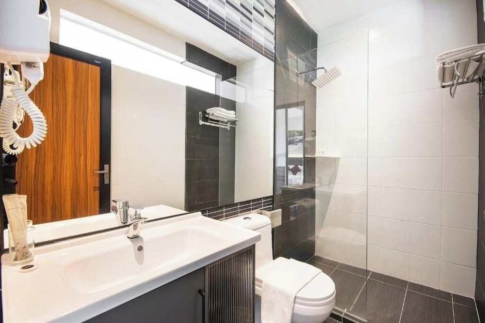 Flemington Hotel 41/43