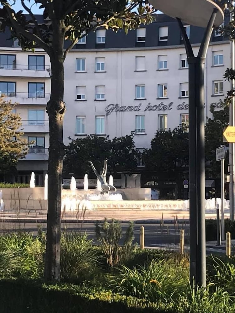 Grand Hotel de la Gare 47/51