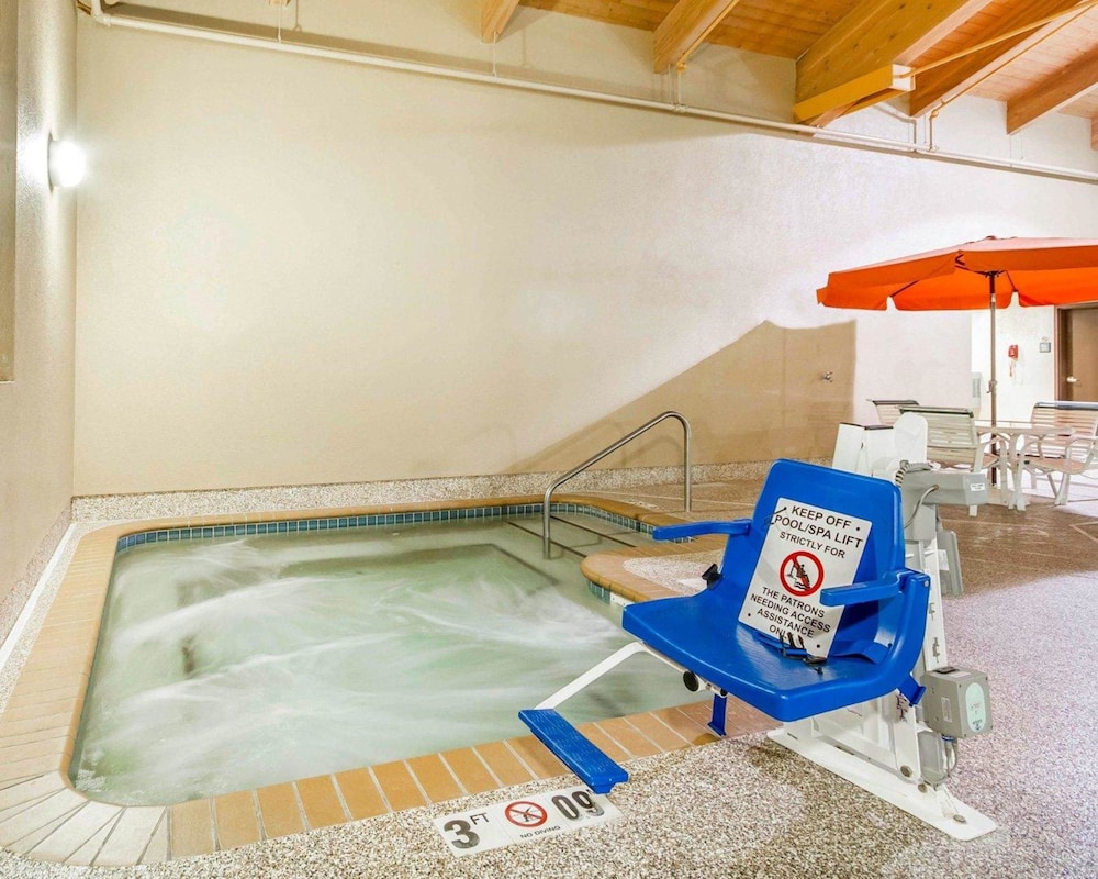 Comfort Suites Ramsey MN 13/31