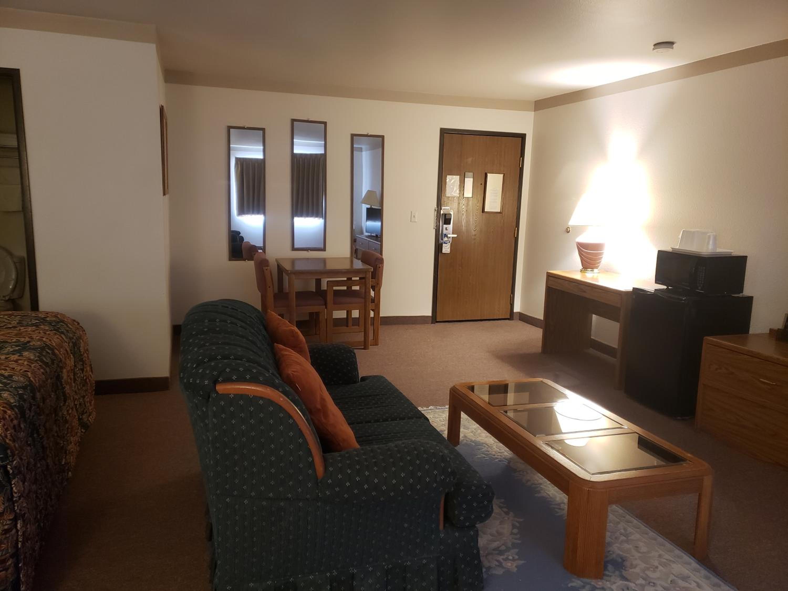 Americas Best Value Inn Burlington 40/62