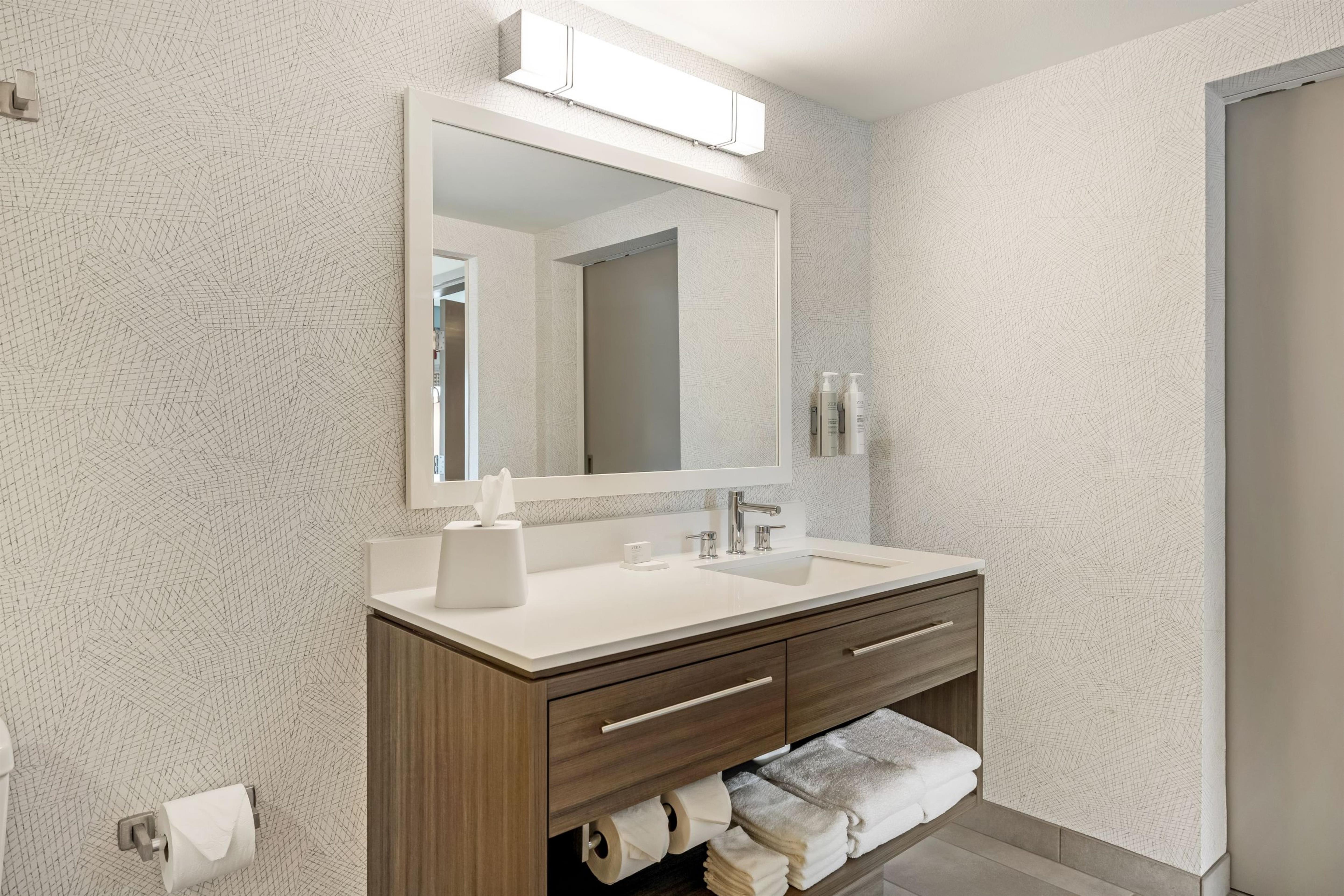 جناح بسرير كينج بغرفة نوم واحدة لذوي الإعاقة، Home2 Suites by Hilton Madison East, WI 4/7