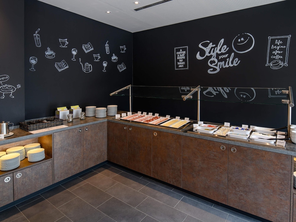 Ibis Styles Magdeburg 10/63