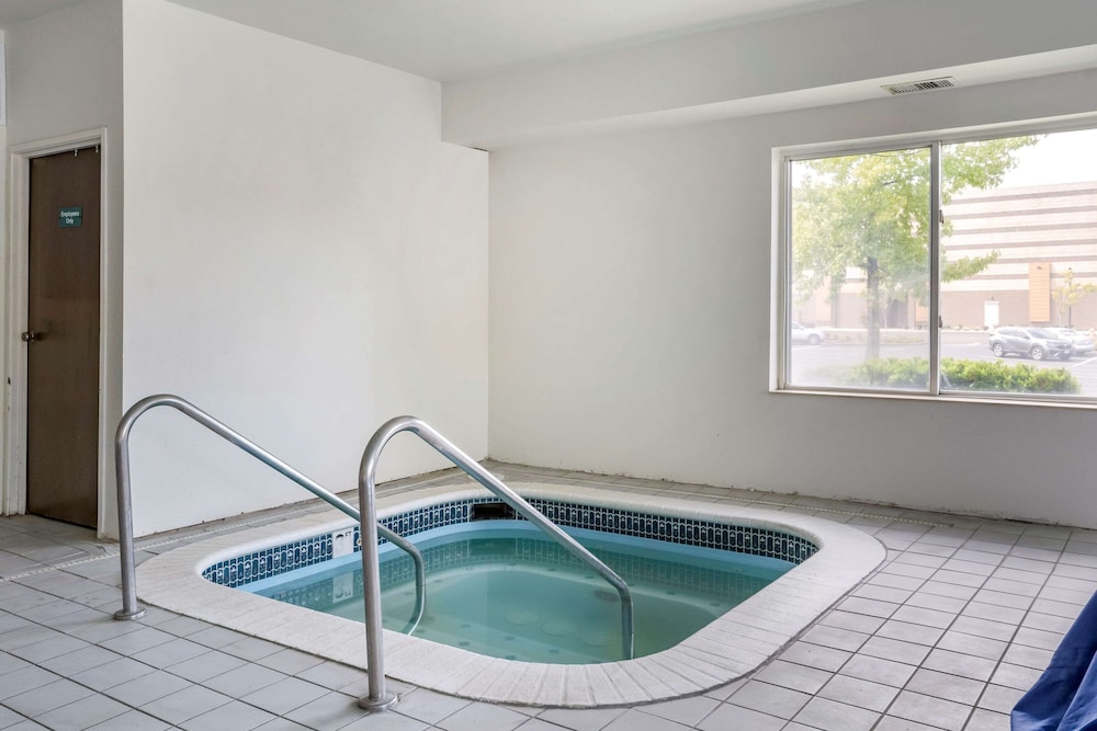 Comfort Inn & Suites Kelso - Longview 17/40