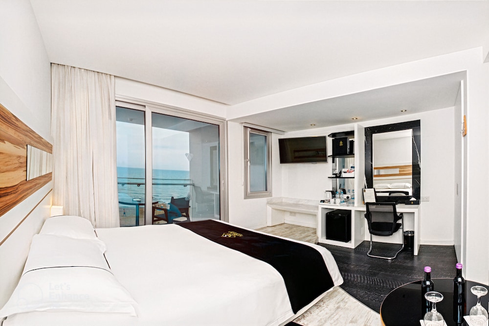 The Ciao Stelio Deluxe Hotel - Adults Only 27/65