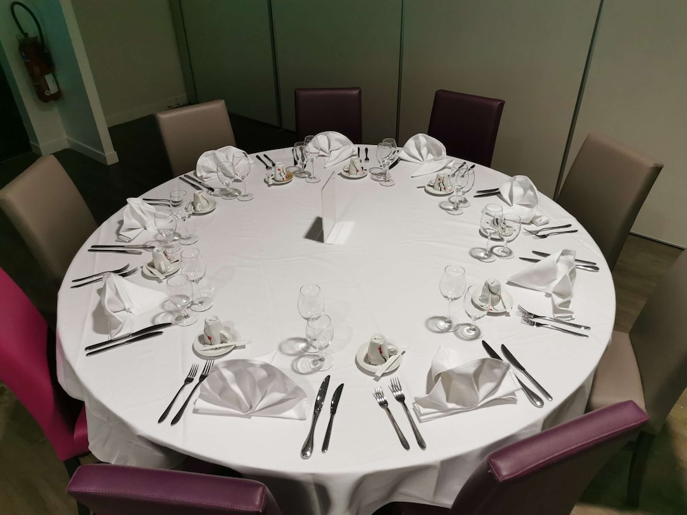 Hotel ibis Styles Montargis Arboria 53/71