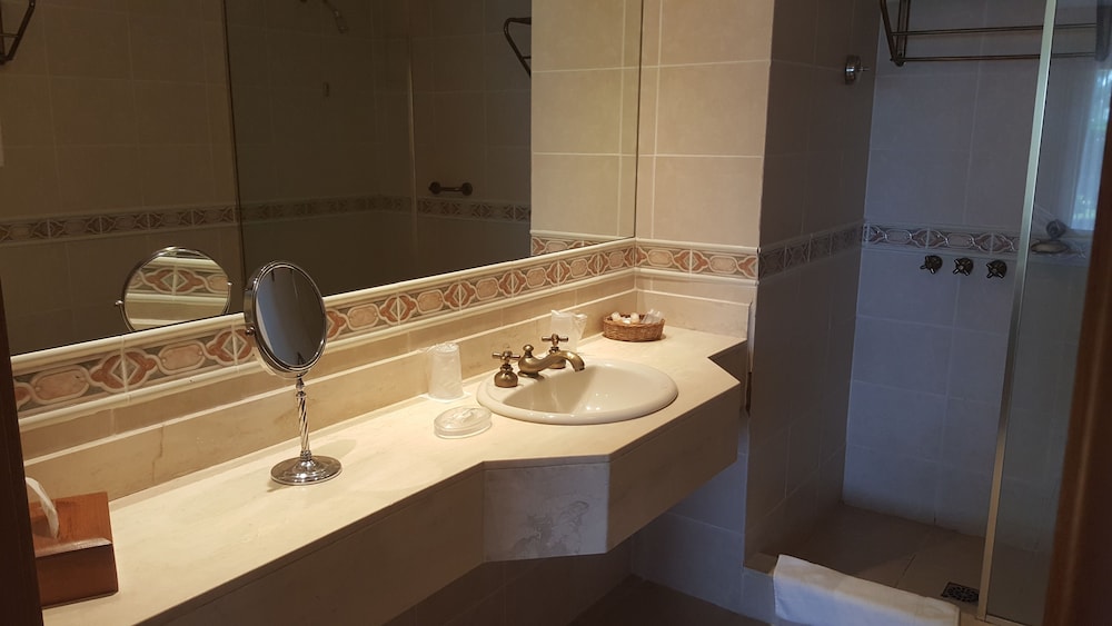 Hotel del Lago Golf and Art Resort 47/50