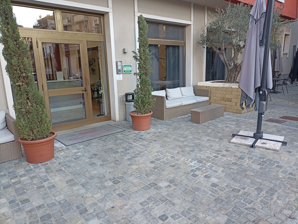 Palazzo Marignano Hotel 42/46