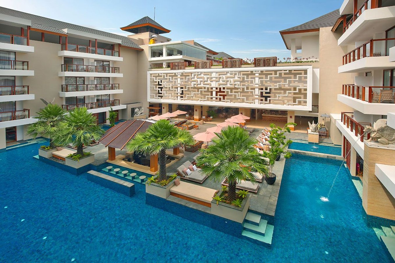 The Bandha Hotel & Suites 105/107