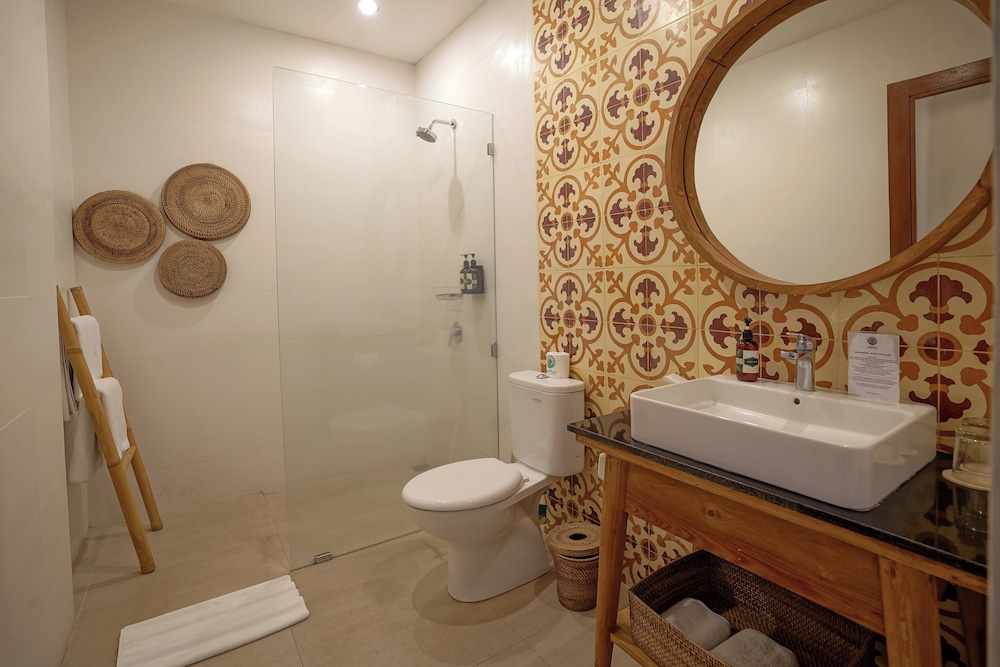 Pertiwi Resort Spa 85/87
