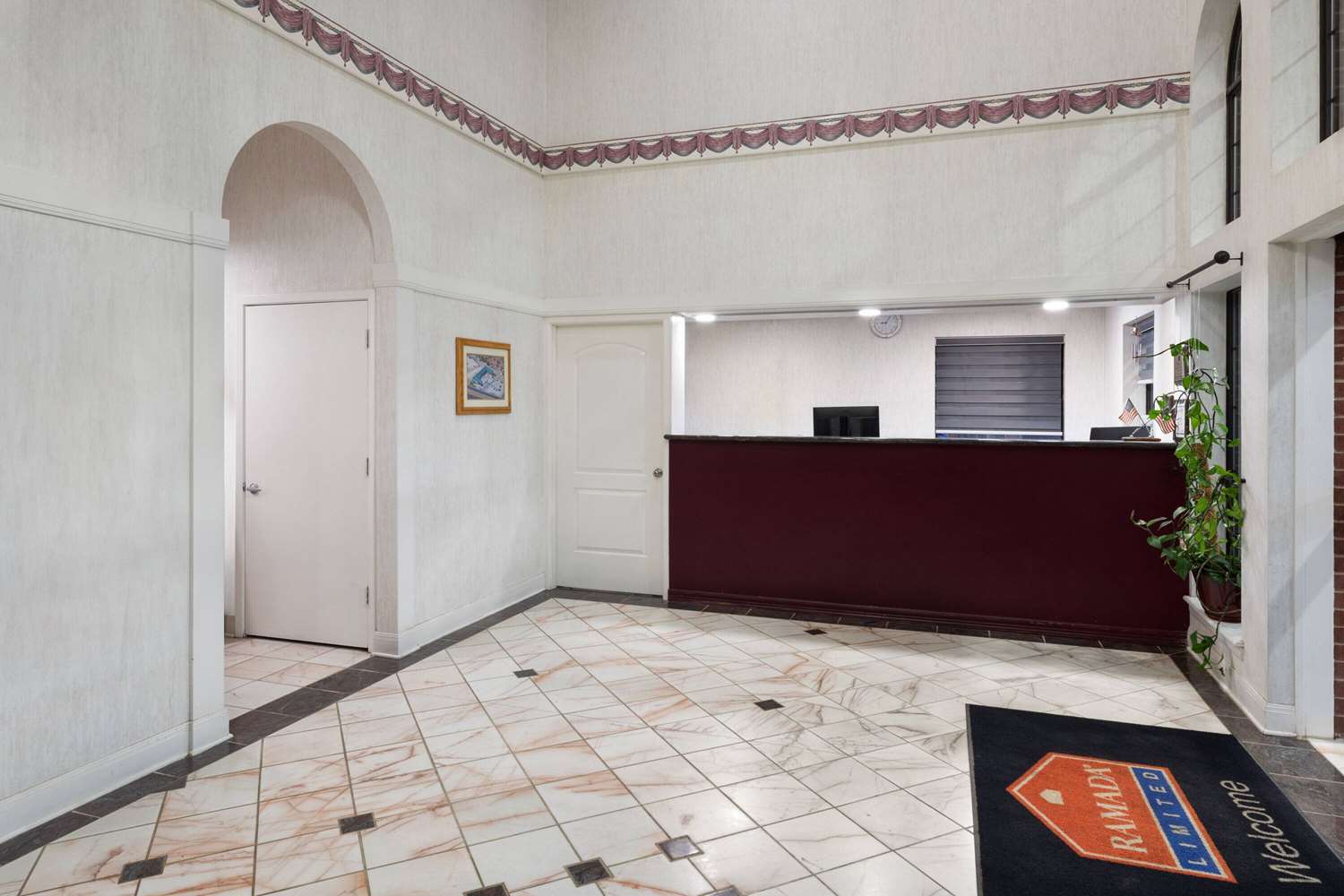 Ramada Limited San Angelo 12/47
