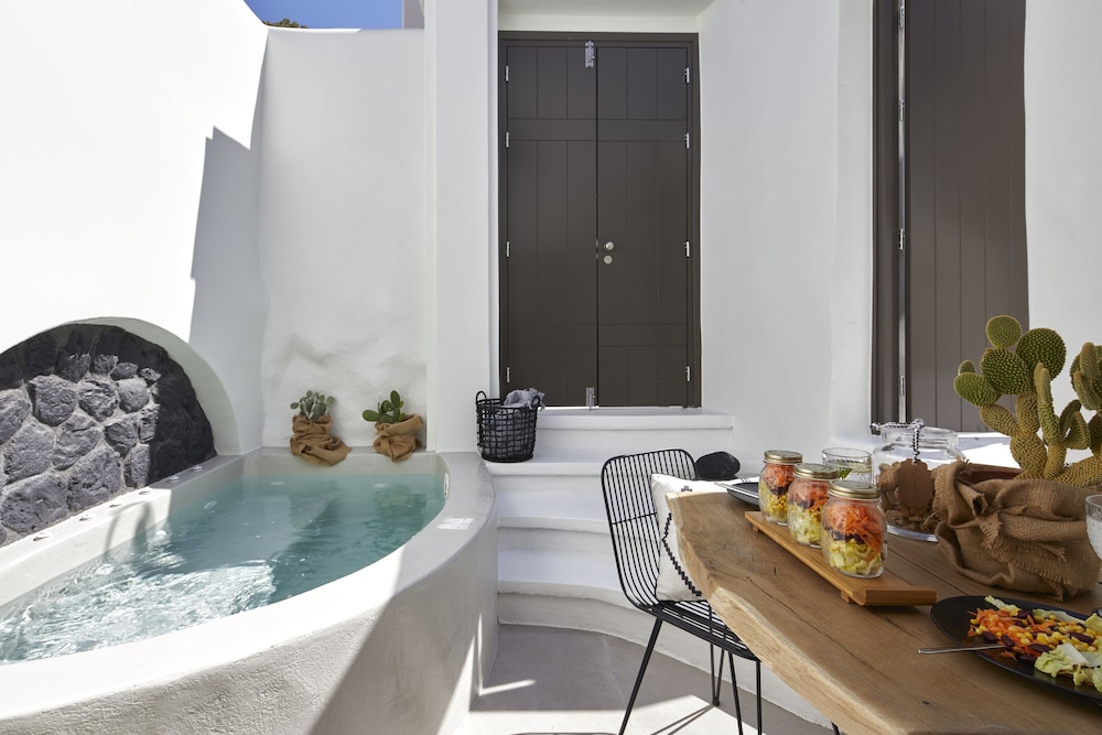 Floria Suites 17/46