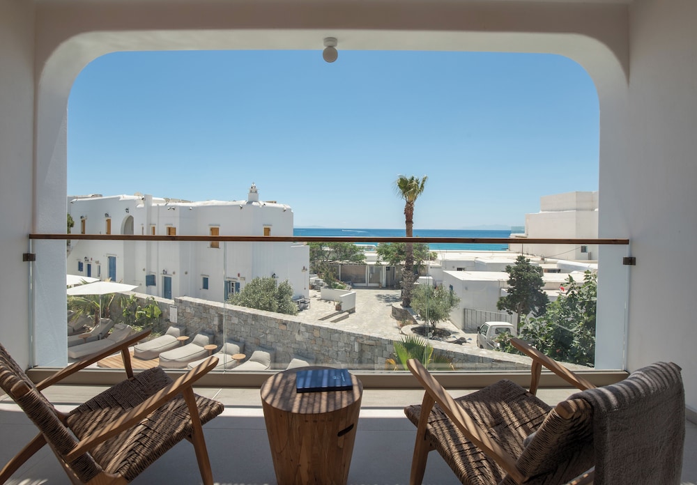 Nuca Mykonos 31/48
