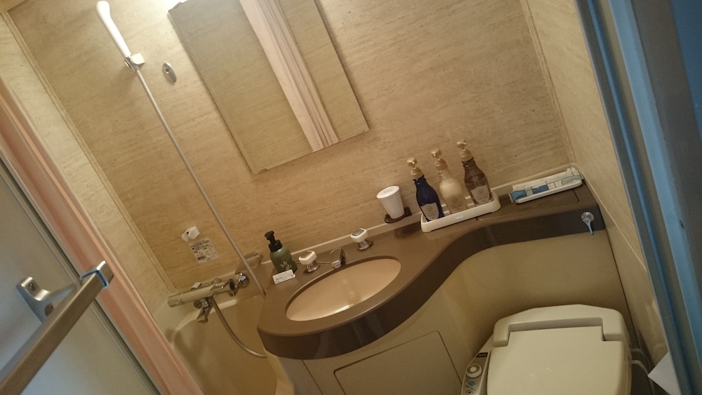 Okayama View Hotel 65/65