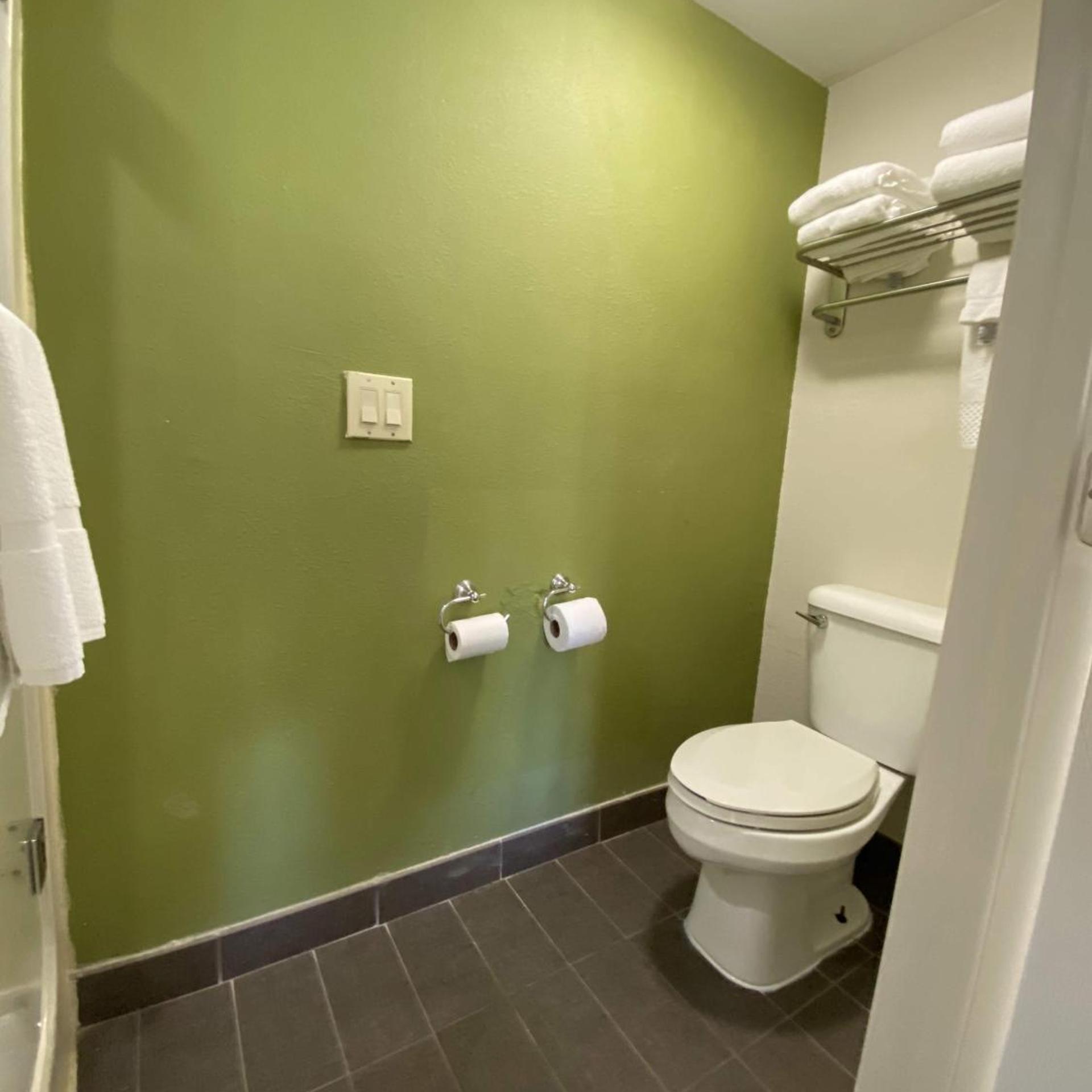 غرفة قياسية بسريرين مزدوجين، Sleep Inn Atlanta Airport 5/7