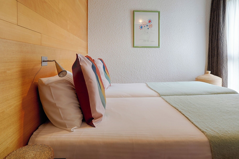 Brit Hotel Le Branhoc 40/62