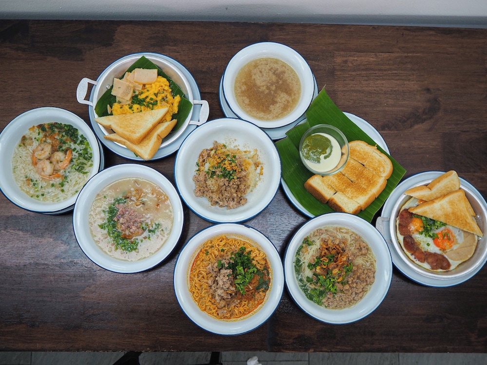 restaurant cafeteria