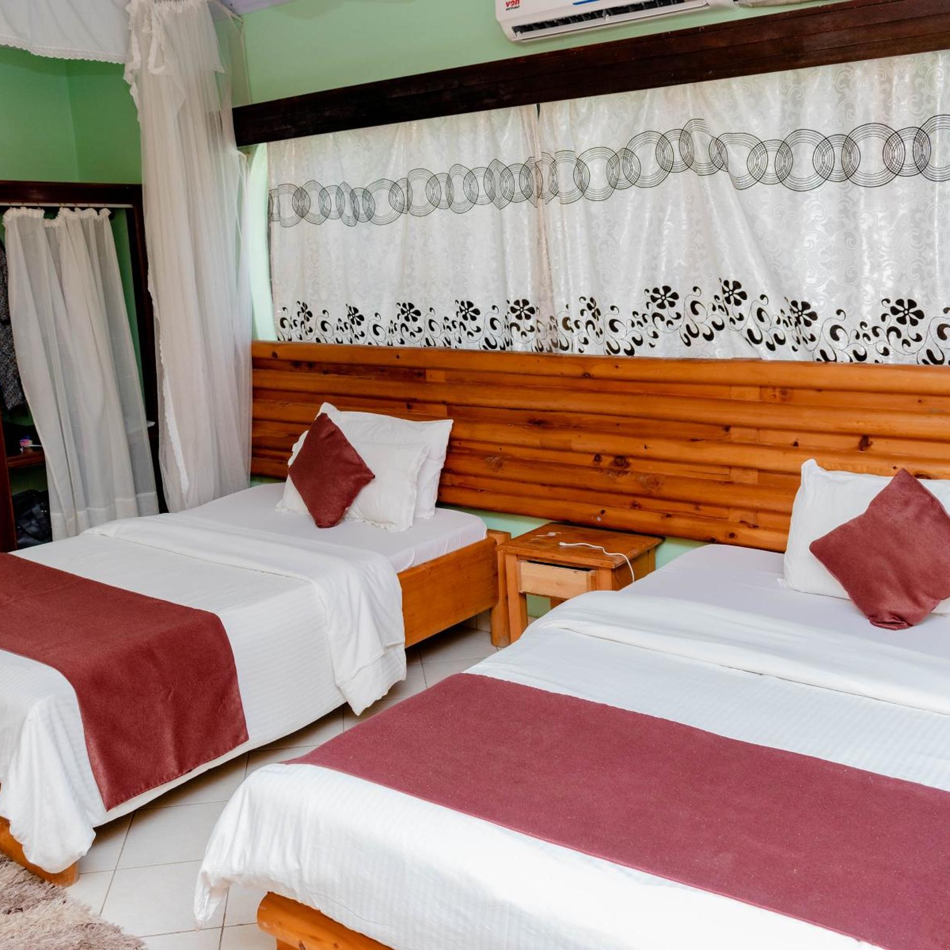 Pine Breeze Holiday Resort 17/52
