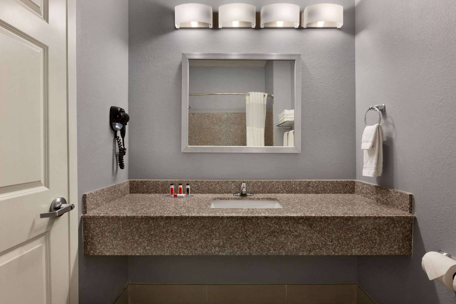 Days Inn by Wyndham Odessa 29/31