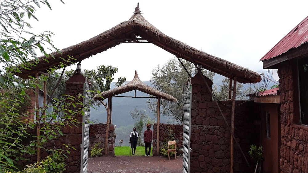 Fikirandray Lodge 3/22