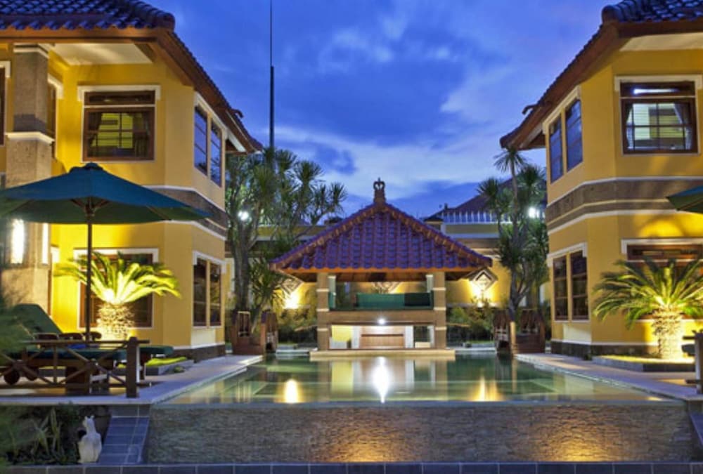 Apel Villa Sanur 7/54
