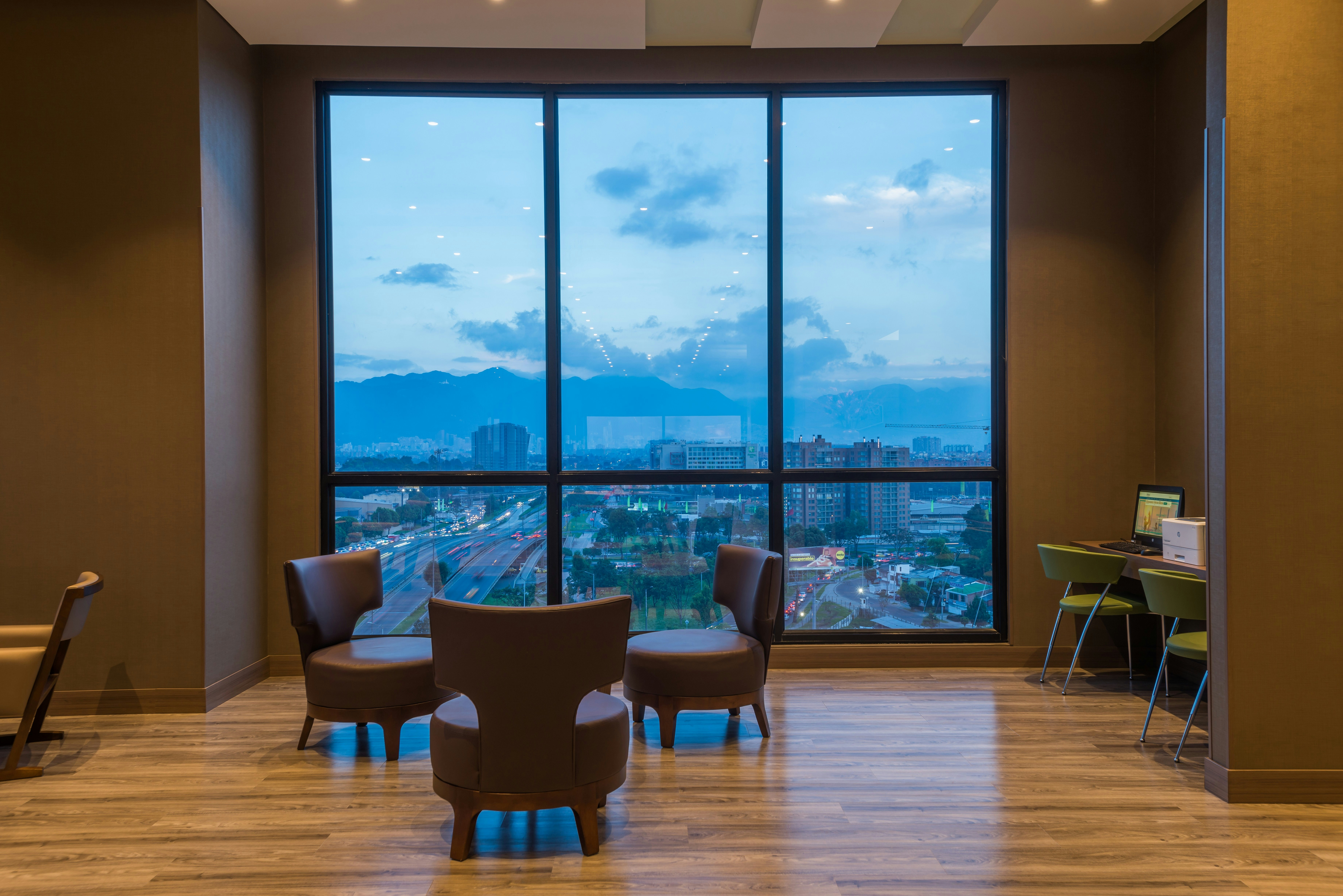 Hampton By Hilton Bogota Airport 33/44