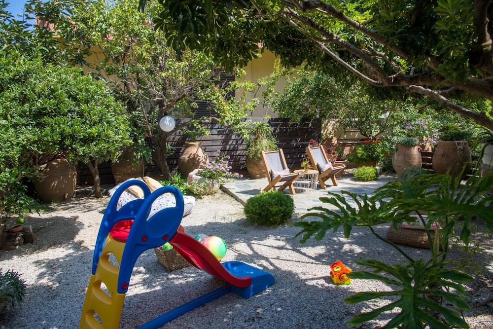 Evangelos Apartments 19/49