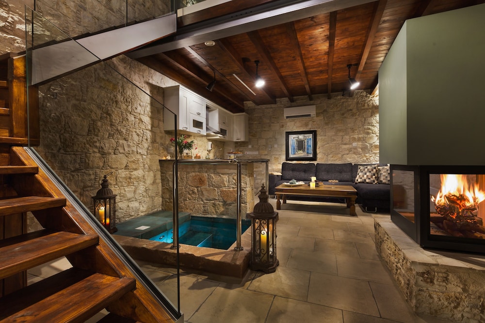 OINOESSA TRADITIONAL BOUTIQUE HOUSES 22/50