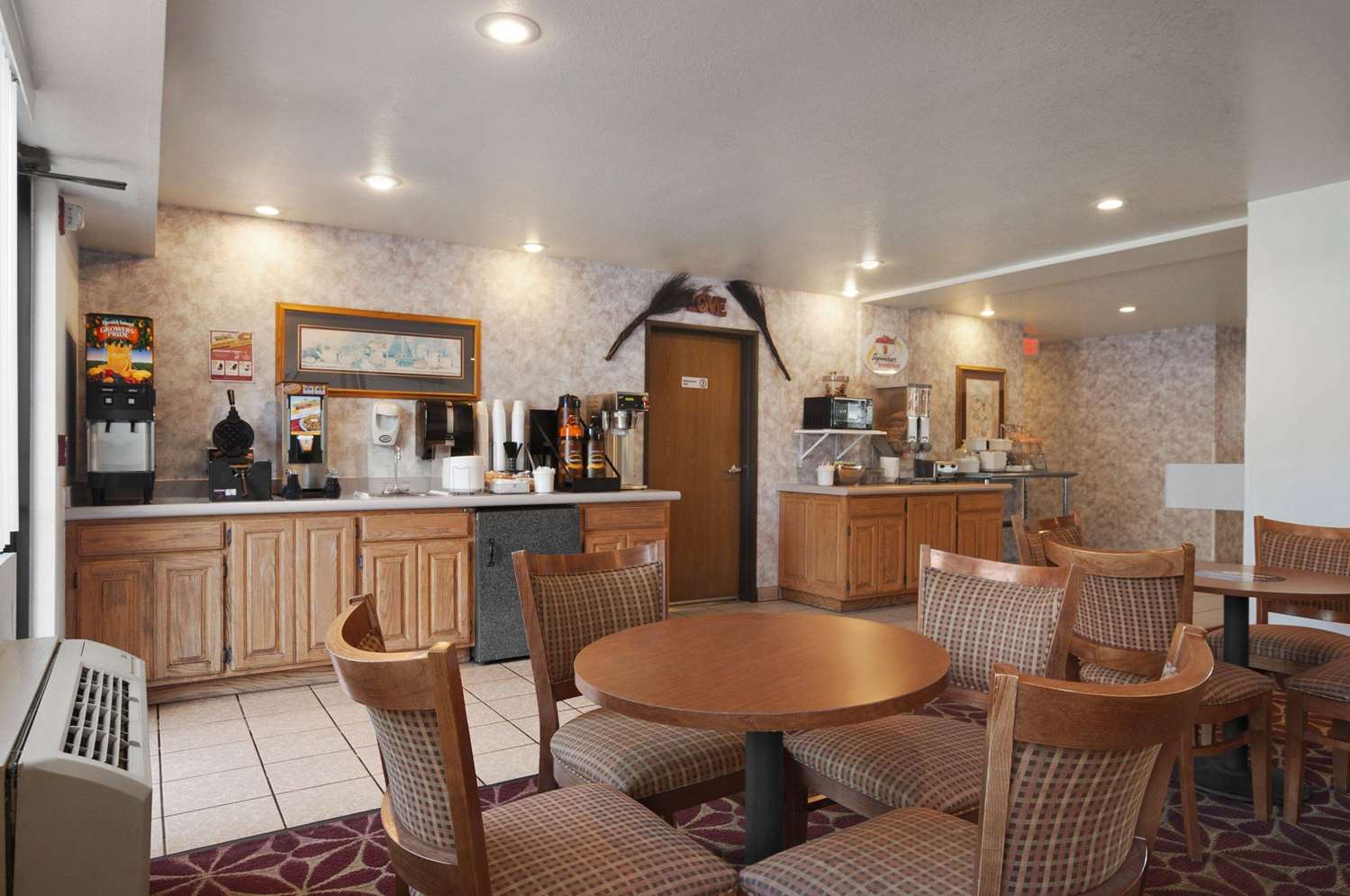 Super 8 By Wyndham Austin North/University Area 23/32