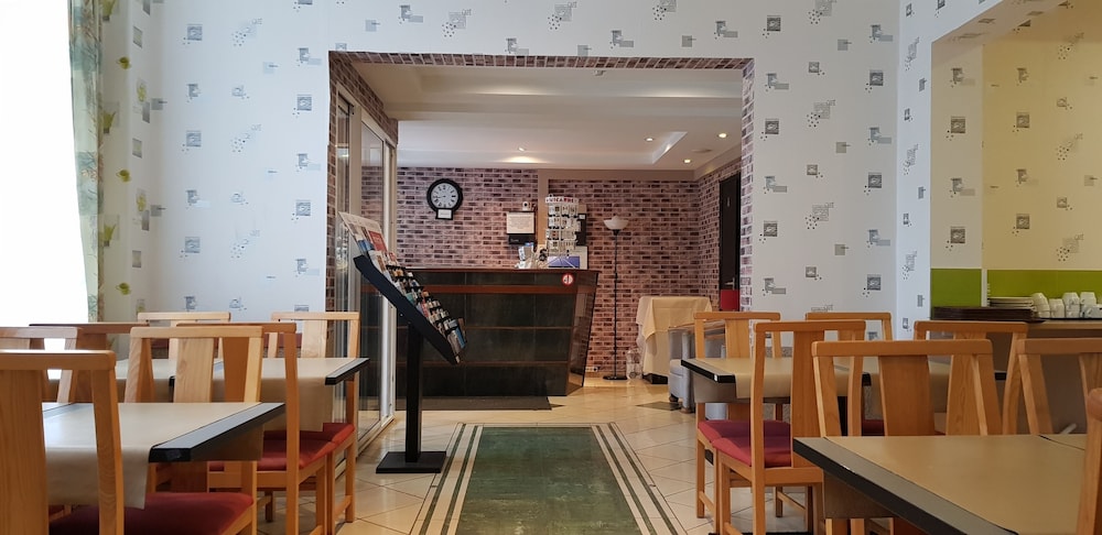 Hotel Albergo 37/46