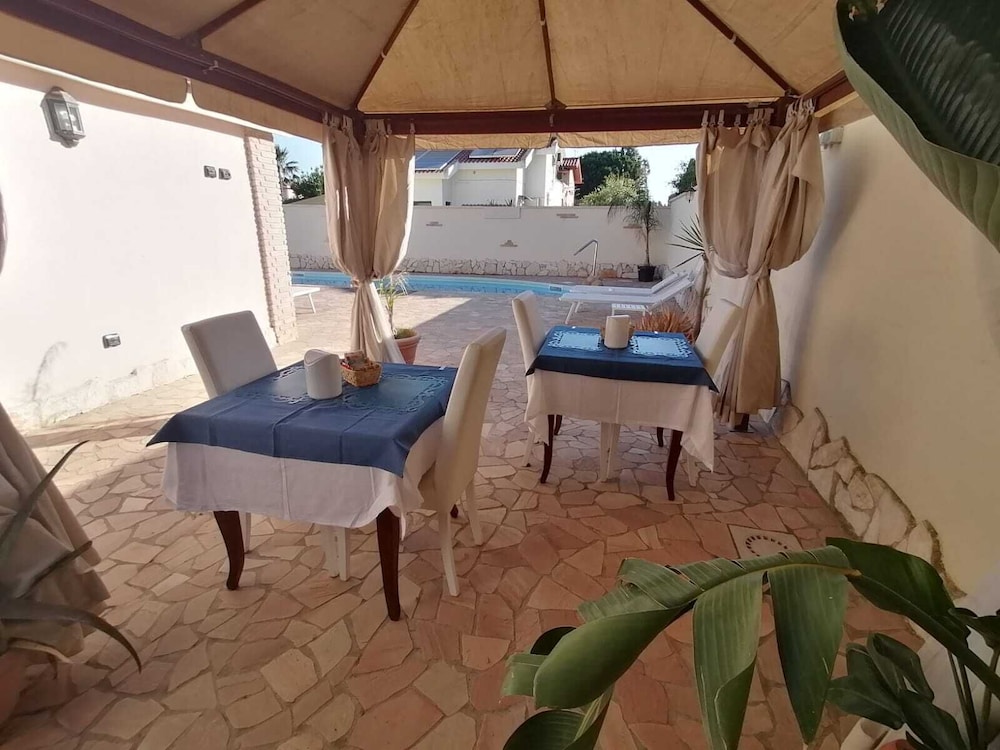 Gentarrubia - B&B 24/50