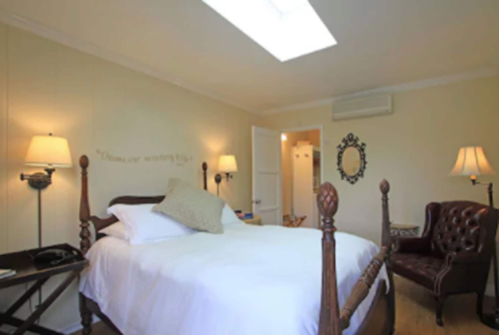 Standard, Double Bed