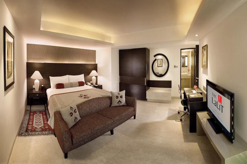 The Lalit New Delhi 30/63