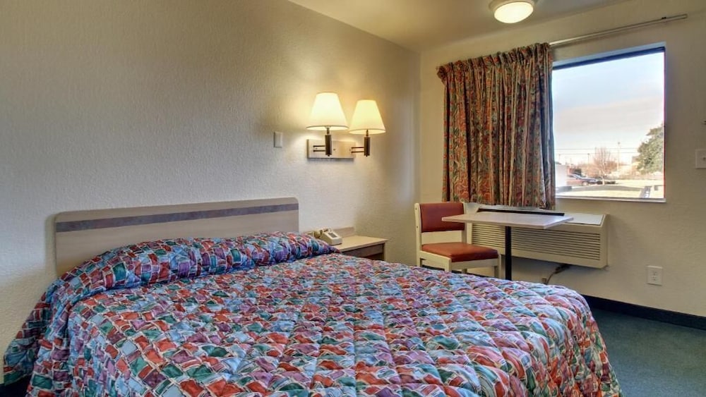 Motel6 Owensboro, KY 15/50