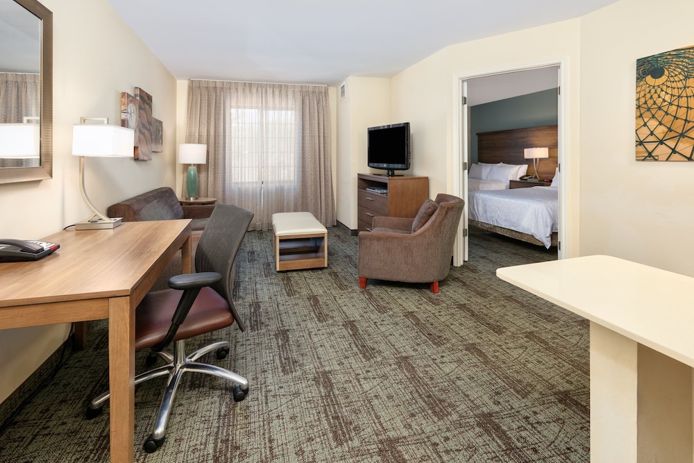 Staybridge Suites Corning 61/66