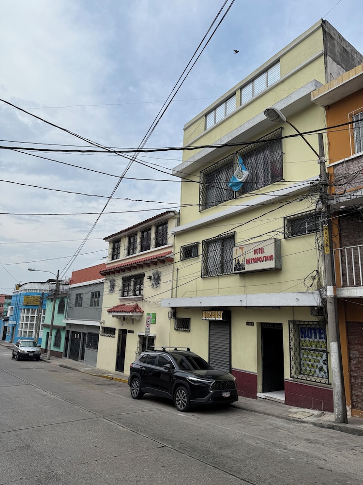 Hotel Metropolitano 21/24