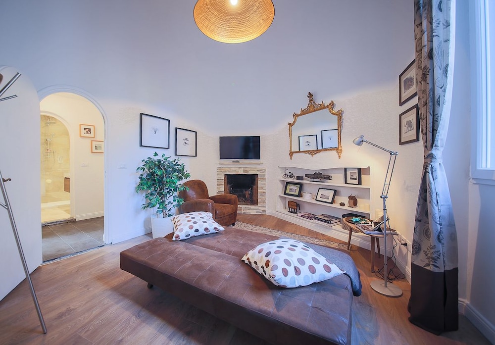 Pandolfini Suite 9/17
