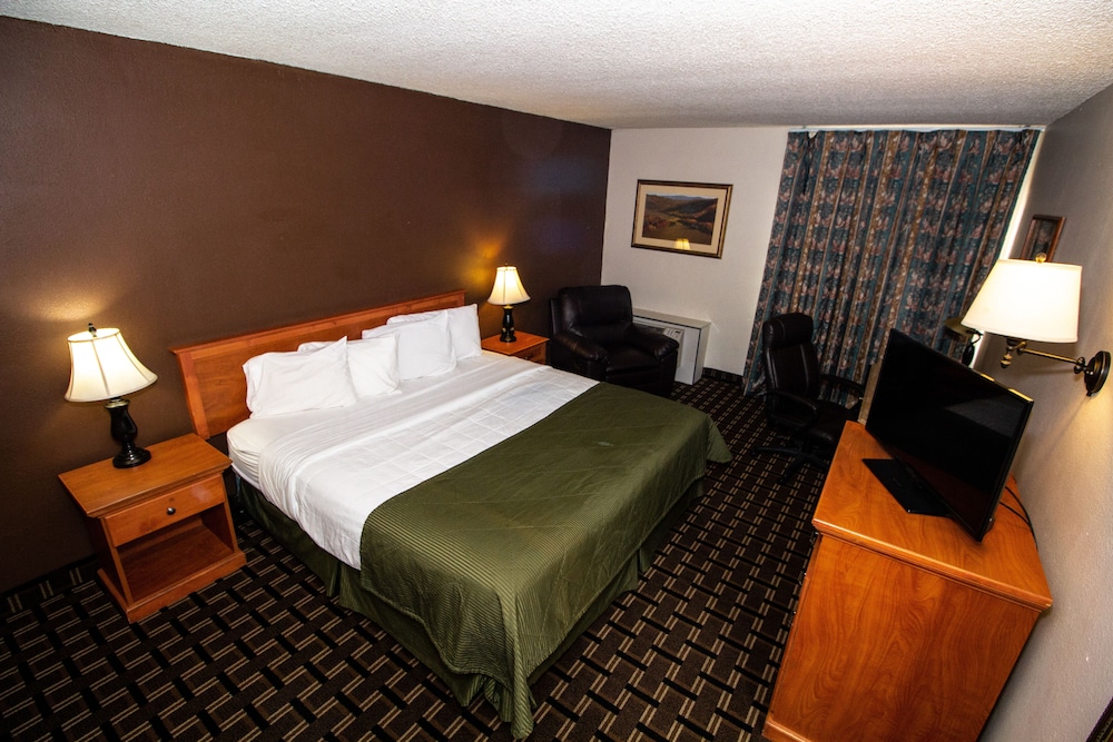 Fairbridge Inn Suites Lewiston 21/48