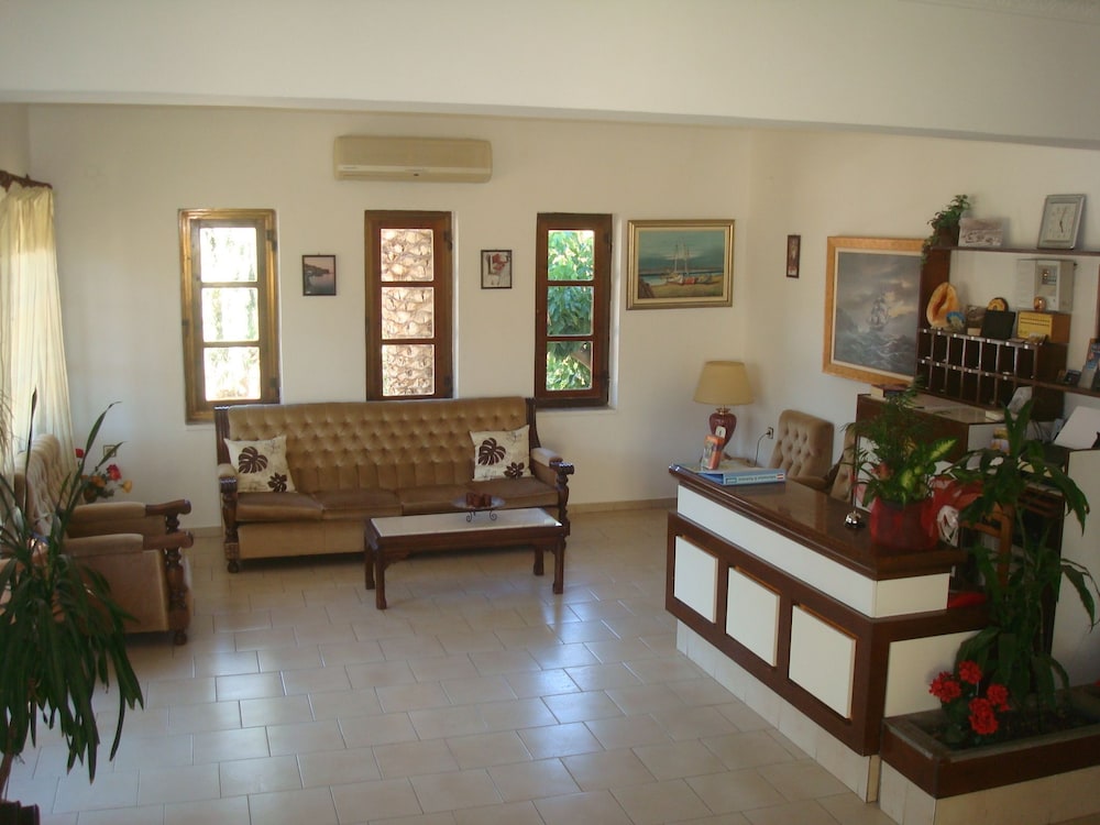 Aghas Hotel 44/60