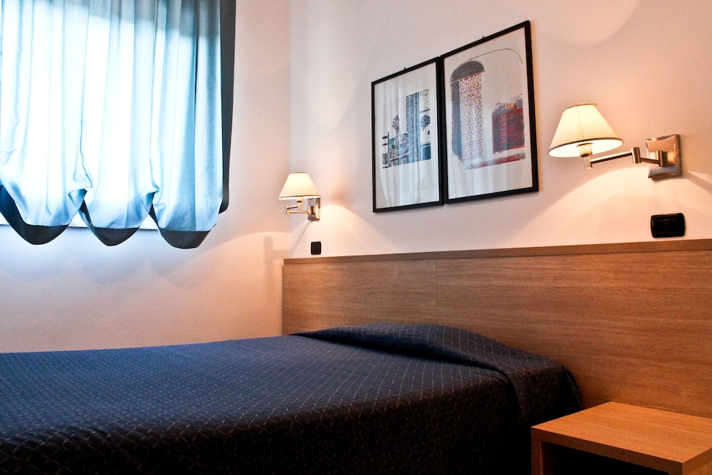 Standard, Single, Single Bed, Garden View