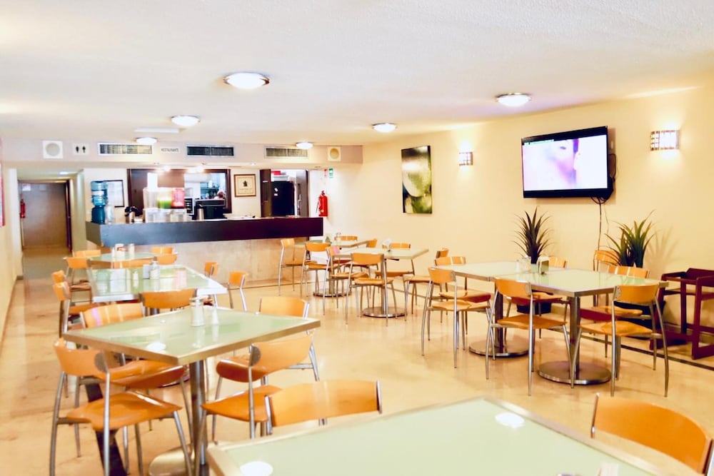 Hotel Madero Express 28/32