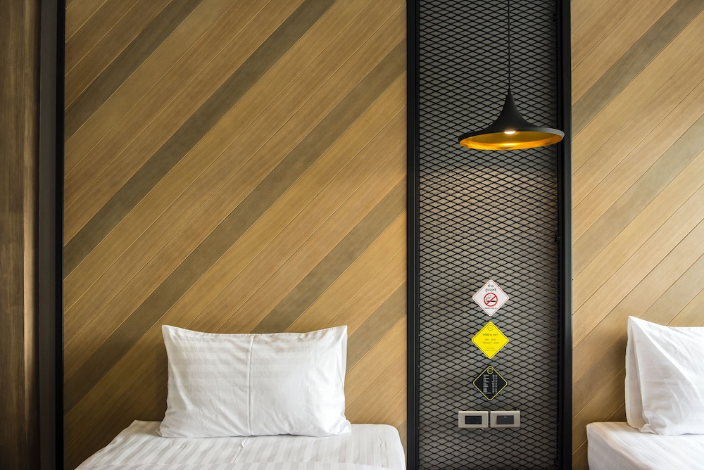 The Circle Hotel 28/64