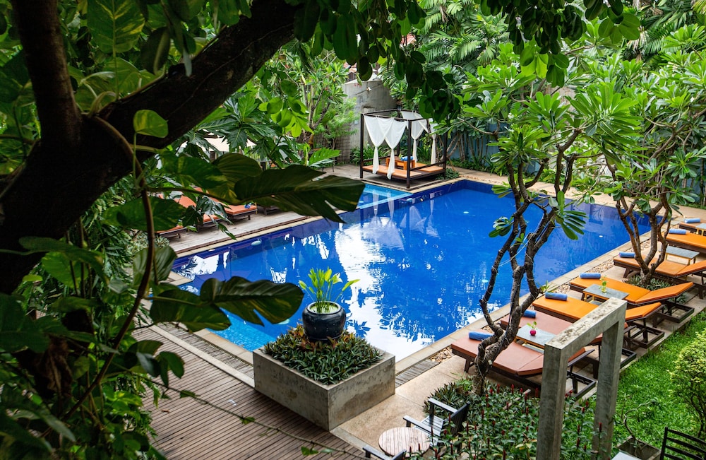Amber Angkor Villa Hotel And Spa 46/50